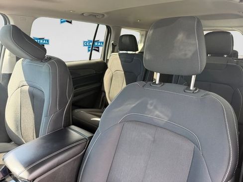 Used 2022 Jeep Grand Cherokee L Laredo w/ Luxury Tech Group I AWD/4WD image 18