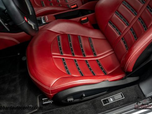 Used 2017 Ferrari 488 GTB RWD image 19