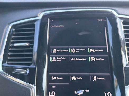 Used 2018 Volvo XC90 T5 Momentum w/ Convenience Package FWD image 34