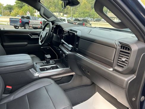 Used 2023 Chevrolet Silverado 1500 LTZ image 20
