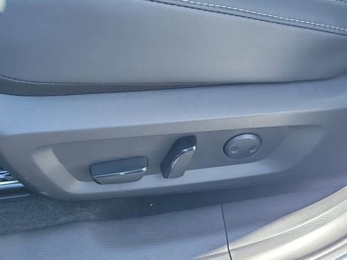 New 2026 Mitsubishi Outlander SE FWD image 19