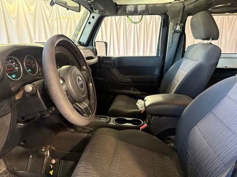 Used 2012 Jeep Wrangler Sport AWD/4WD image 14