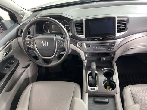 Certified 2018 Honda Ridgeline RTL-T image 13