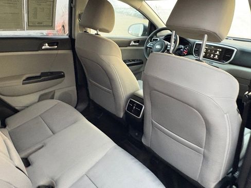 Used 2022 Kia Sportage LX image 33