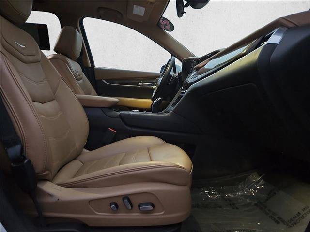 Used 2022 Cadillac XT6 Sport w/ Platinum Package AWD/4WD image 24