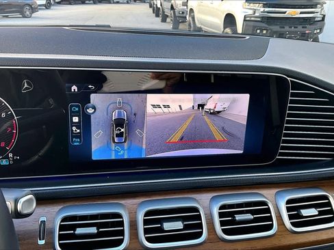 Used 2025 Mercedes-Benz GLE 350 4MATIC image 25