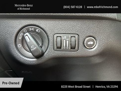 Used 2016 Dodge Charger SRT w/ Harman/Kardon Audio Group RWD image 21