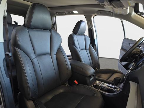 Used 2022 Subaru Ascent Touring AWD/4WD image 12
