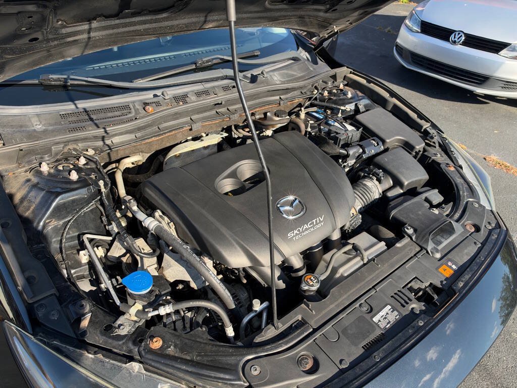 Used 2017 MAZDA MAZDA3 Touring FWD image 24