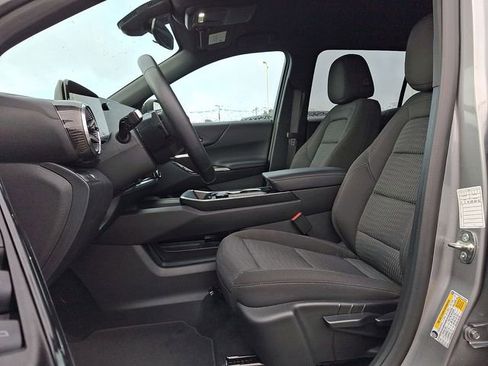 Used 2026 Chevrolet Equinox LT FWD image 13