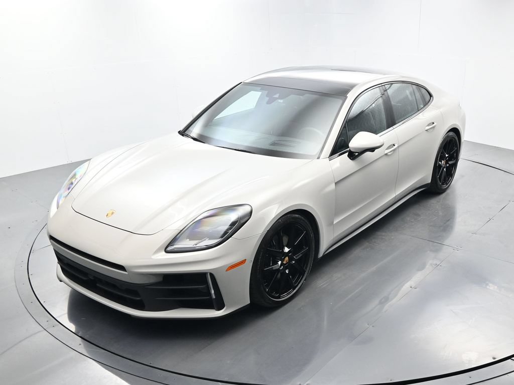 Certified 2025 Porsche Panamera RWD image 33