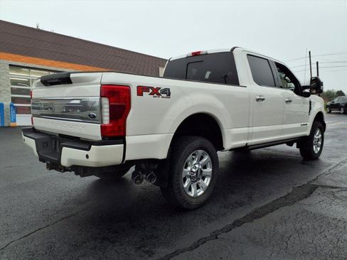 Used 2019 Ford F250 Platinum w/ Platinum Ultimate Package image 3