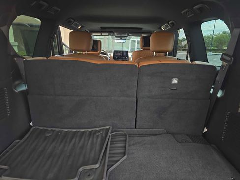 Used 2023 INFINITI QX80 Sensory w/ Cargo Package RWD image 28