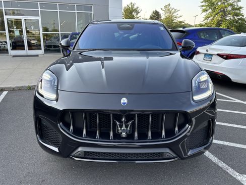Used 2025 Maserati Grecale Folgore AWD/4WD image 12