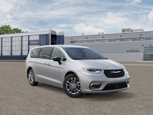 New 2026 Chrysler Pacifica Select image 26