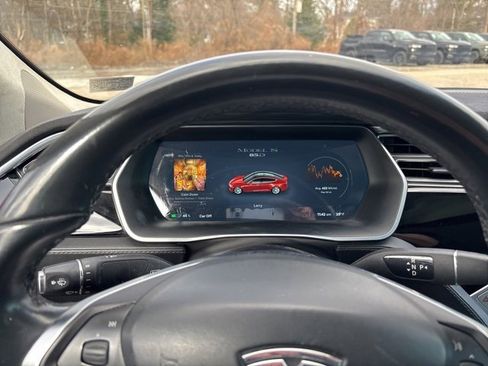 Used 2016 Tesla Model S AWD image 12