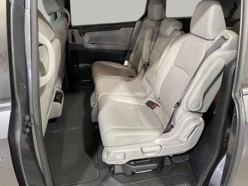 Used 2018 Honda Odyssey EX-L image 9