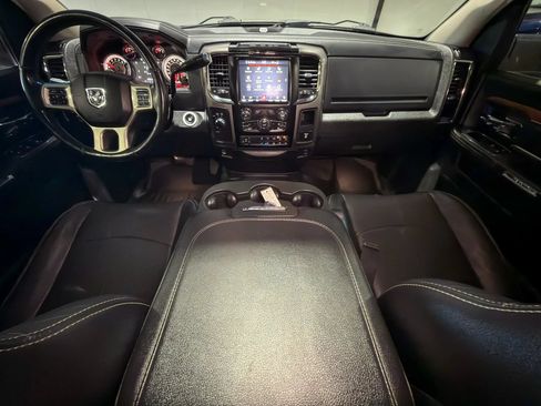 Used 2018 RAM 2500 Laramie w/ Sport Appearance Group AWD/4WD image 13