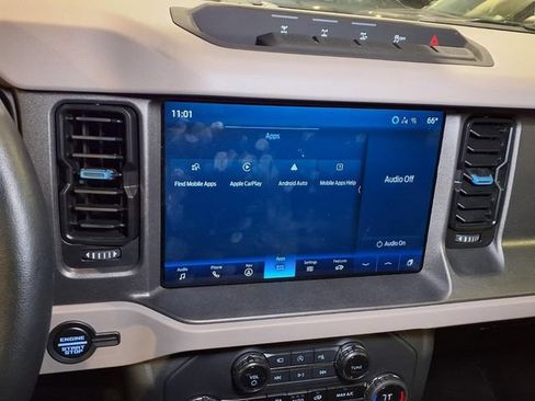 Used 2024 Ford Bronco Wildtrak AWD/4WD image 6