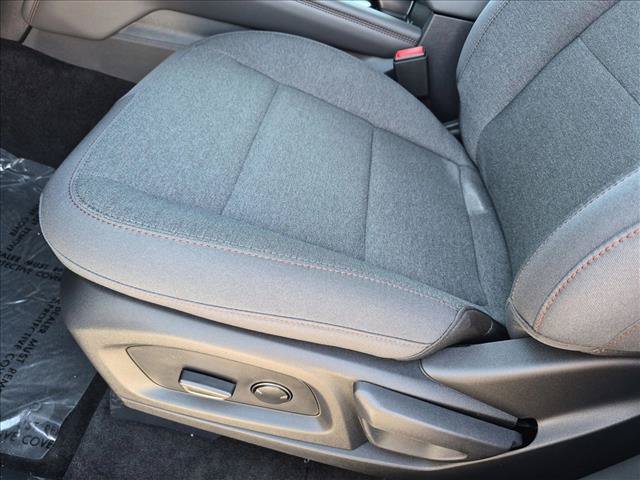 New 2026 Ford Explorer Active RWD image 4