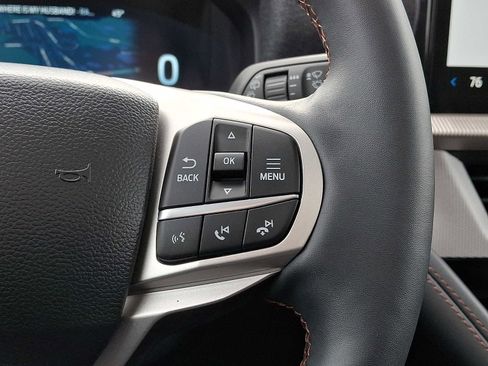 Certified 2025 Ford Explorer Active w/ Active Comfort Package image 25