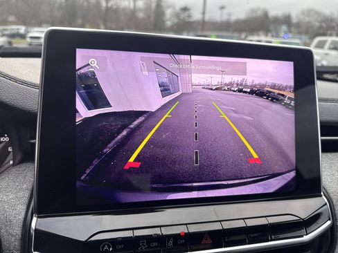 Used 2022 Jeep Compass Latitude w/ Sun and Sound Group image 26