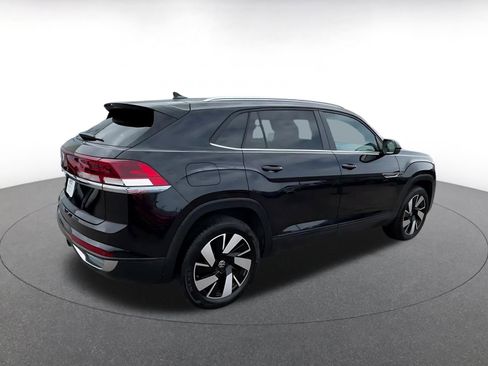 Used 2025 Volkswagen Atlas Cross Sport SE image 15