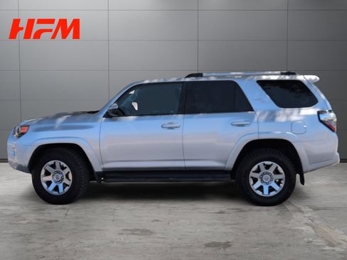 Used 2016 Toyota 4Runner Trail AWD/4WD image 2
