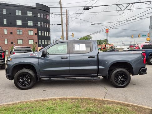 Used 2021 Chevrolet Silverado 1500 LT Trail Boss w/ Bed Protection Package AWD/4WD image 5