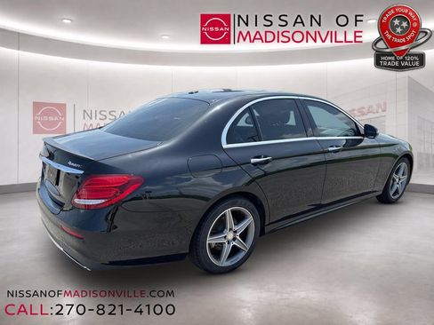 Used 2017 Mercedes-Benz E 300 4MATIC image 2