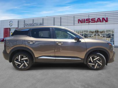 New 2026 Nissan Kicks SV w/ SV Premium Package