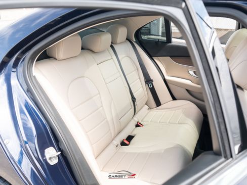 Used 2020 Mercedes-Benz C 300 4MATIC Sedan w/ Premium Package image 18