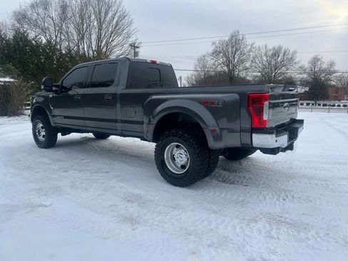 Used 2019 Ford F350 Lariat w/ Lariat Ultimate Package image 5