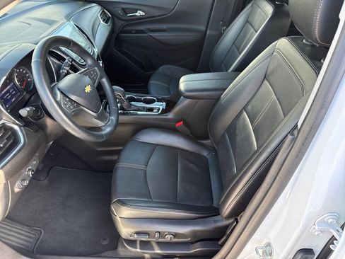 Used 2023 Chevrolet Equinox Premier image 10