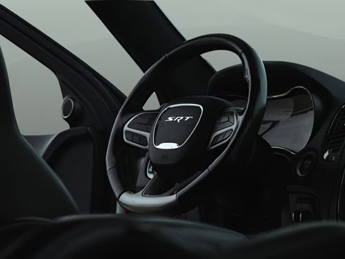 Used 2020 Dodge Durango SRT w/ Premium Interior Group image 29