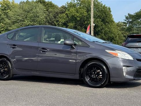 Used 2013 Toyota Prius Two FWD image 7