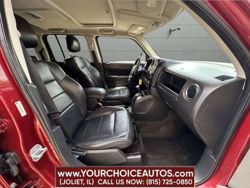Used 2015 Jeep Patriot High Altitude AWD/4WD image 42