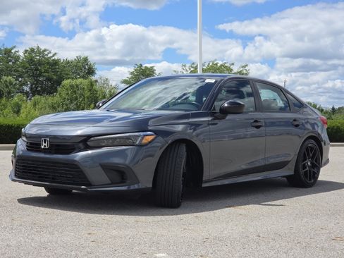 Used 2024 Honda Civic Sport image 13