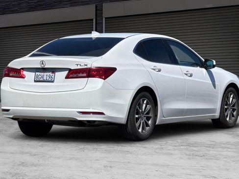 Used 2019 Acura TLX image 4