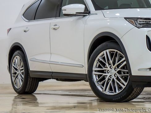 Used 2023 Acura MDX SH-AWD w/ Advance Package image 4