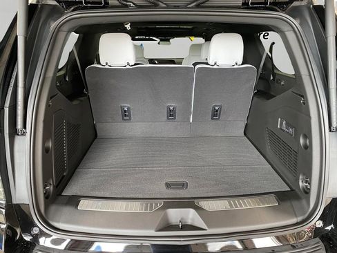 New 2026 Chevrolet Suburban Premier w/ Sun And Tow Package image 14