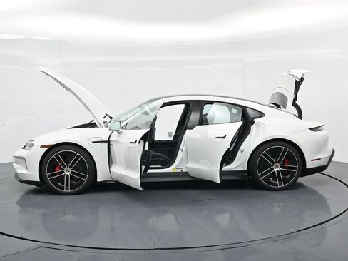 Certified 2025 Porsche Taycan 4S AWD/4WD image 24