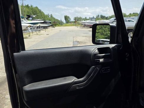 Used 2011 Jeep Wrangler Sport AWD/4WD image 13