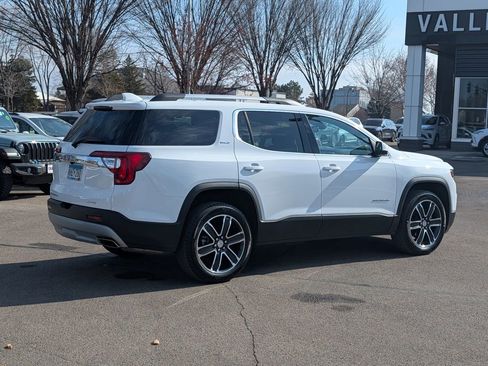Used 2023 GMC Acadia SLT w/ Technology Package AWD/4WD image 8