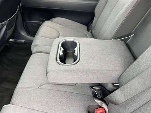 Certified 2022 Hyundai Palisade SE image 11