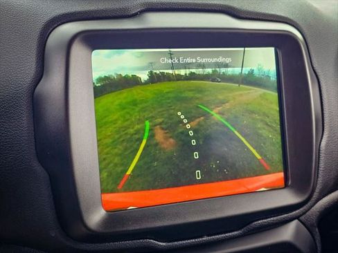 Certified 2022 Jeep Renegade Limited AWD/4WD image 26