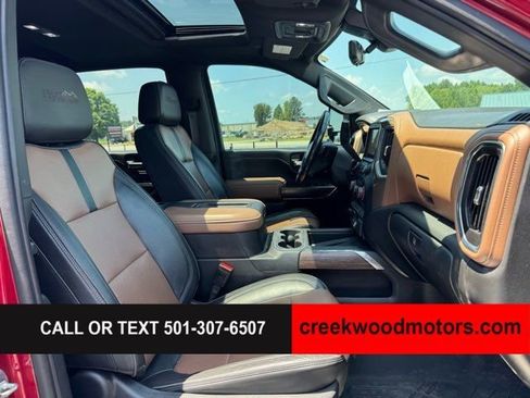 Used 2021 Chevrolet Silverado 2500 High Country w/ Z71 Off-Road Package AWD/4WD image 11