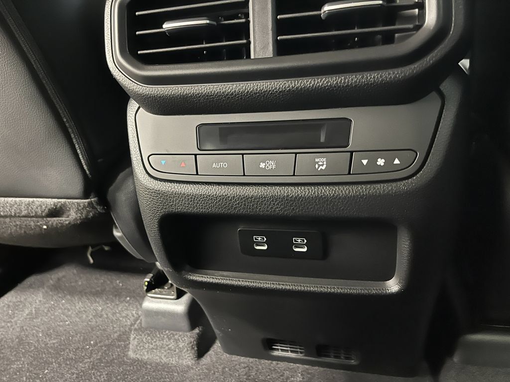 New 2026 Honda Pilot Touring image 22