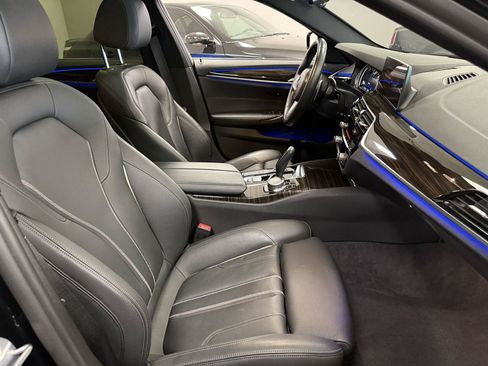Used 2019 BMW 530e RWD image 22
