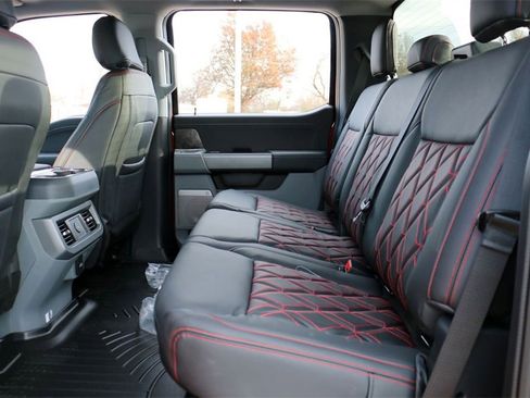 New 2026 Ford F250 XLT w/ XLT Premium Package image 25